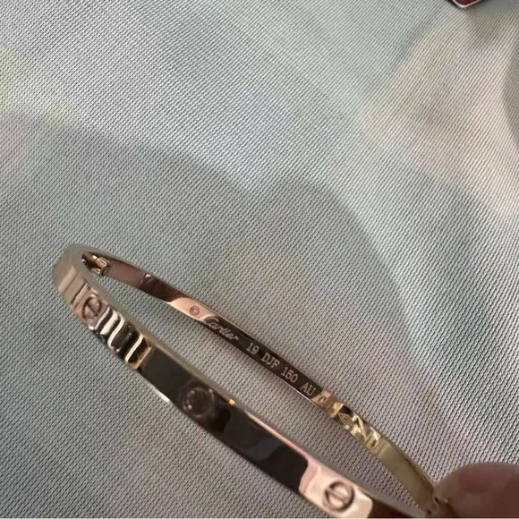 Cartier Love Bracelet (Rose Gold)
